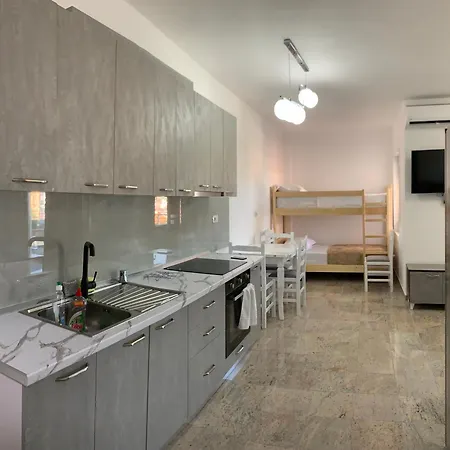 Miri Fishta Summer Hause C6,46 *